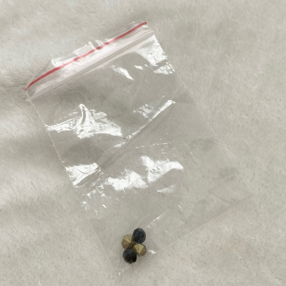 Black Rhinstone Knotted Handle Sparkle Shoulder Bag - Picture 11 of 11